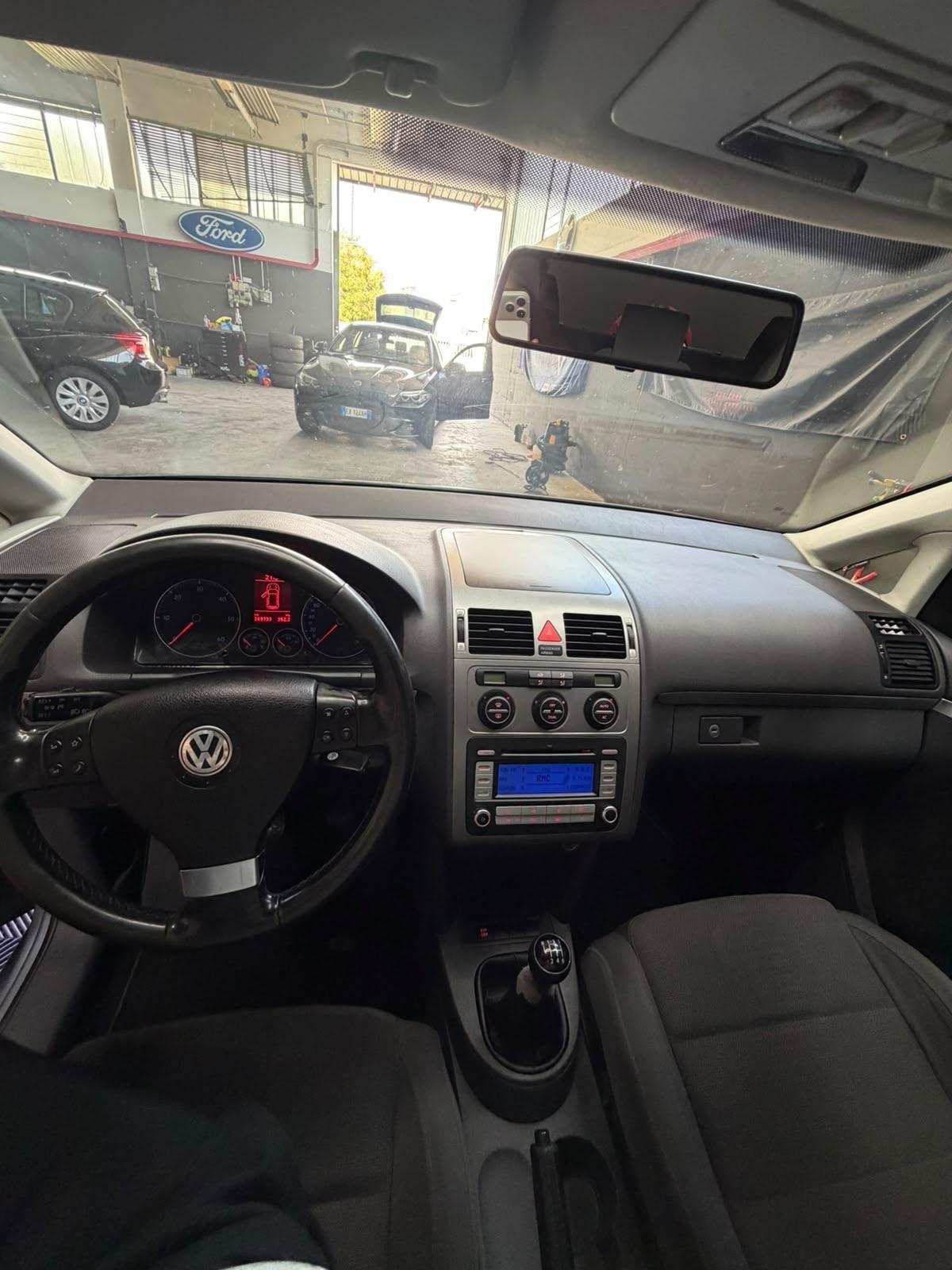Volkswagen Touran 2.0 TDI DPF Highline