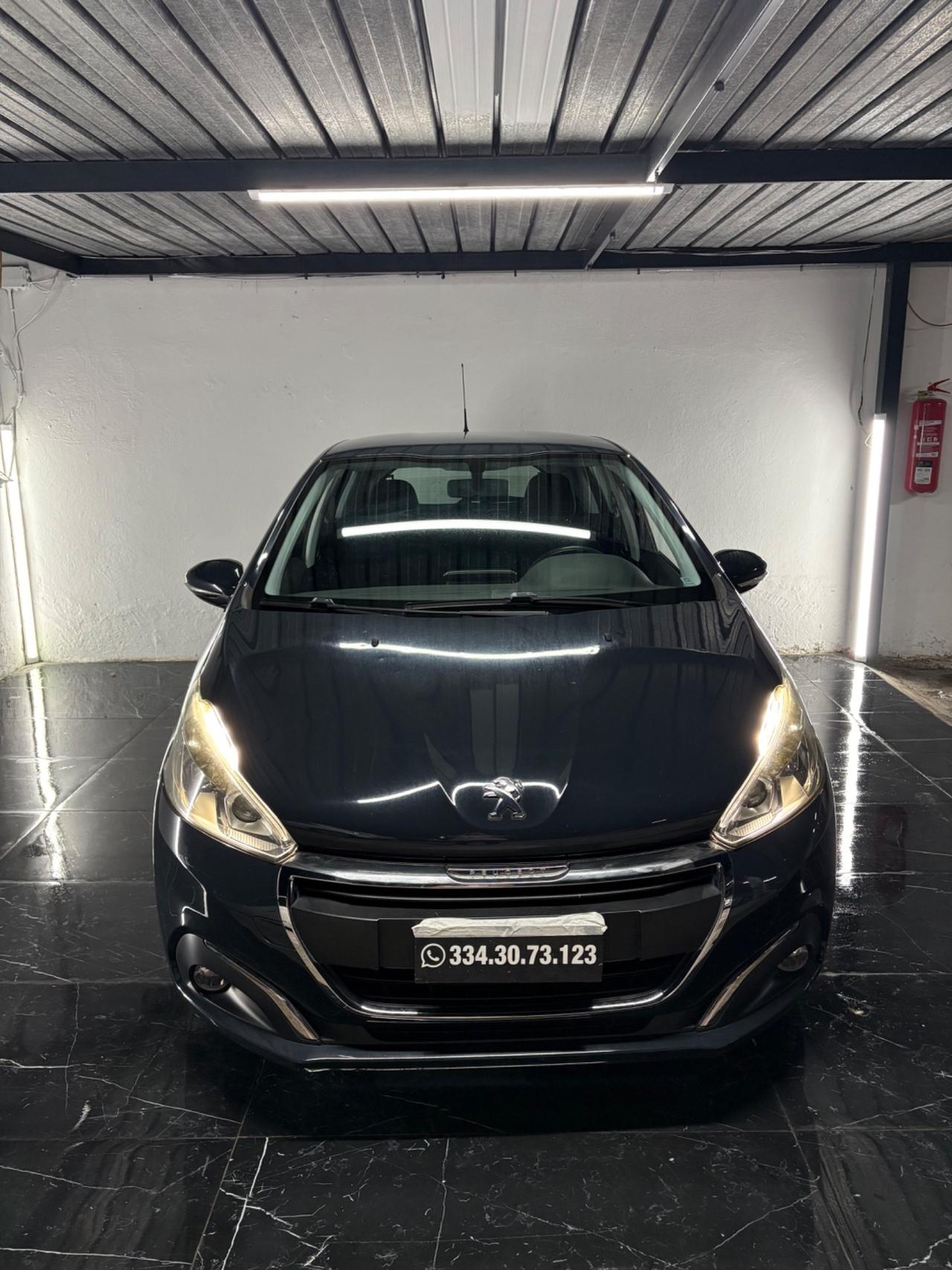 Peugeot 208 5p. Allure