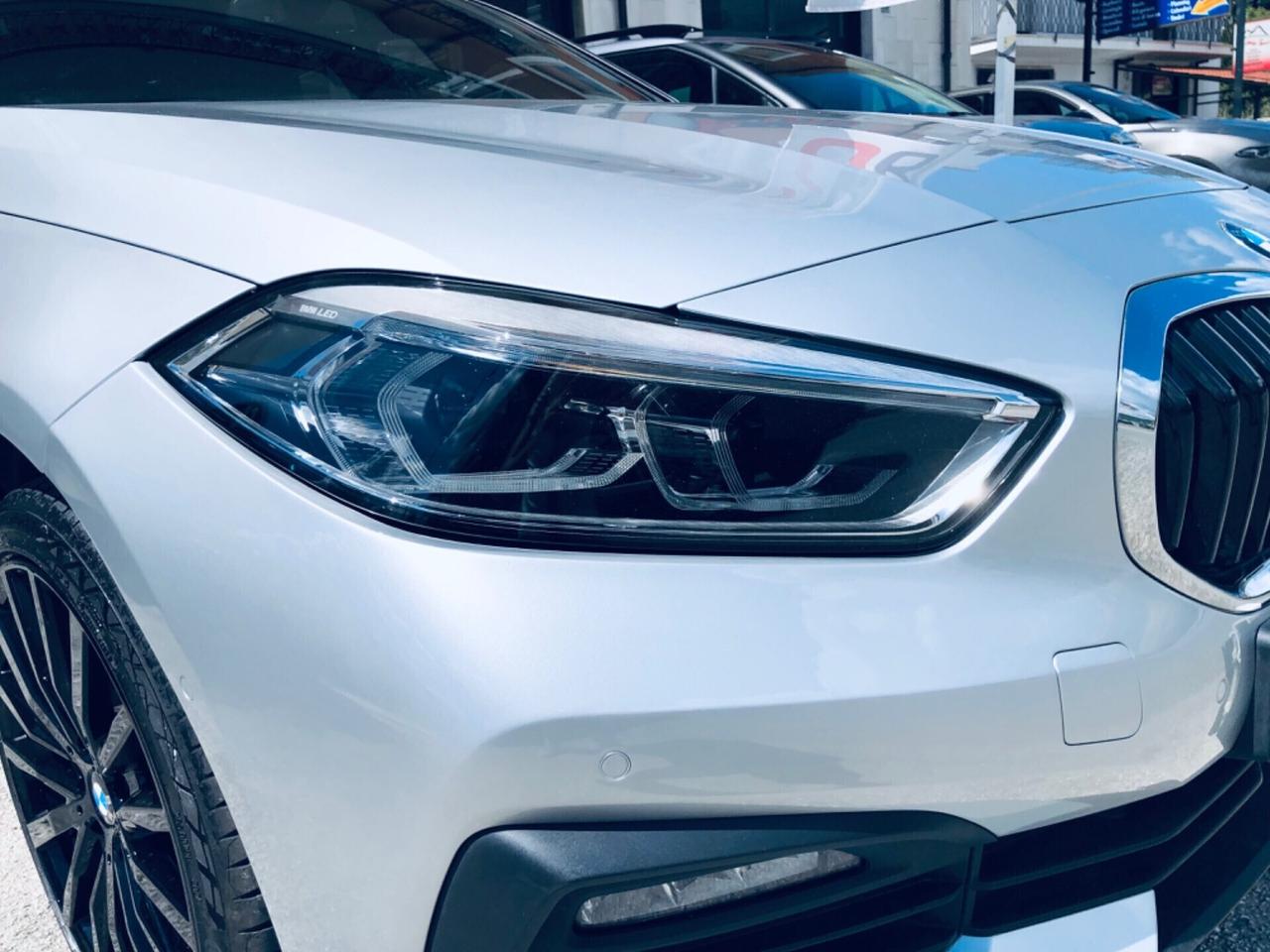 Bmw 116 118d 5p. AUTOMATICA-TELECAM- SPORT argento