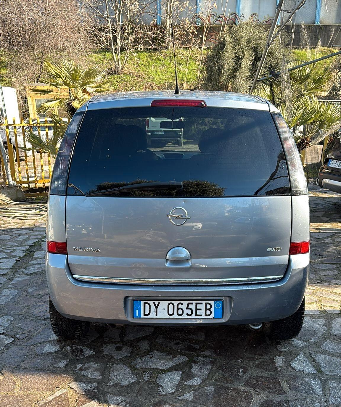 Opel Meriva 1.4 16V GPL-TECH Enjoy