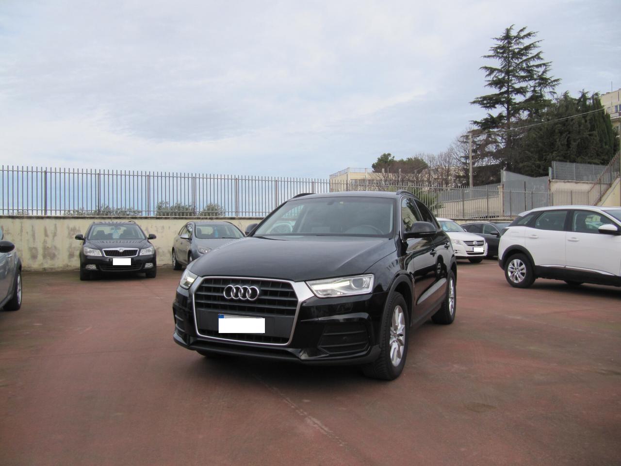 Audi Q3 2.0 TDI 120 CV S tronic Sport - AUTOMATICA