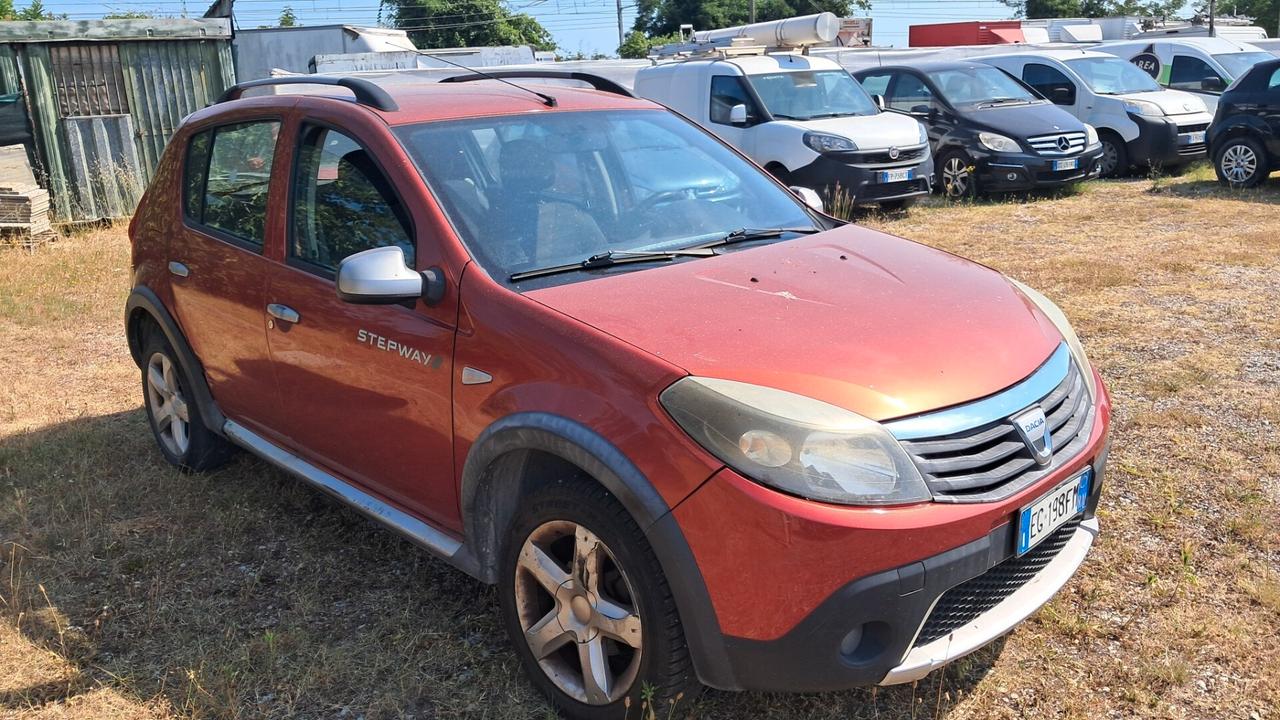 Dacia Sandero Stepway 1.6 8V GPL XCommercianti