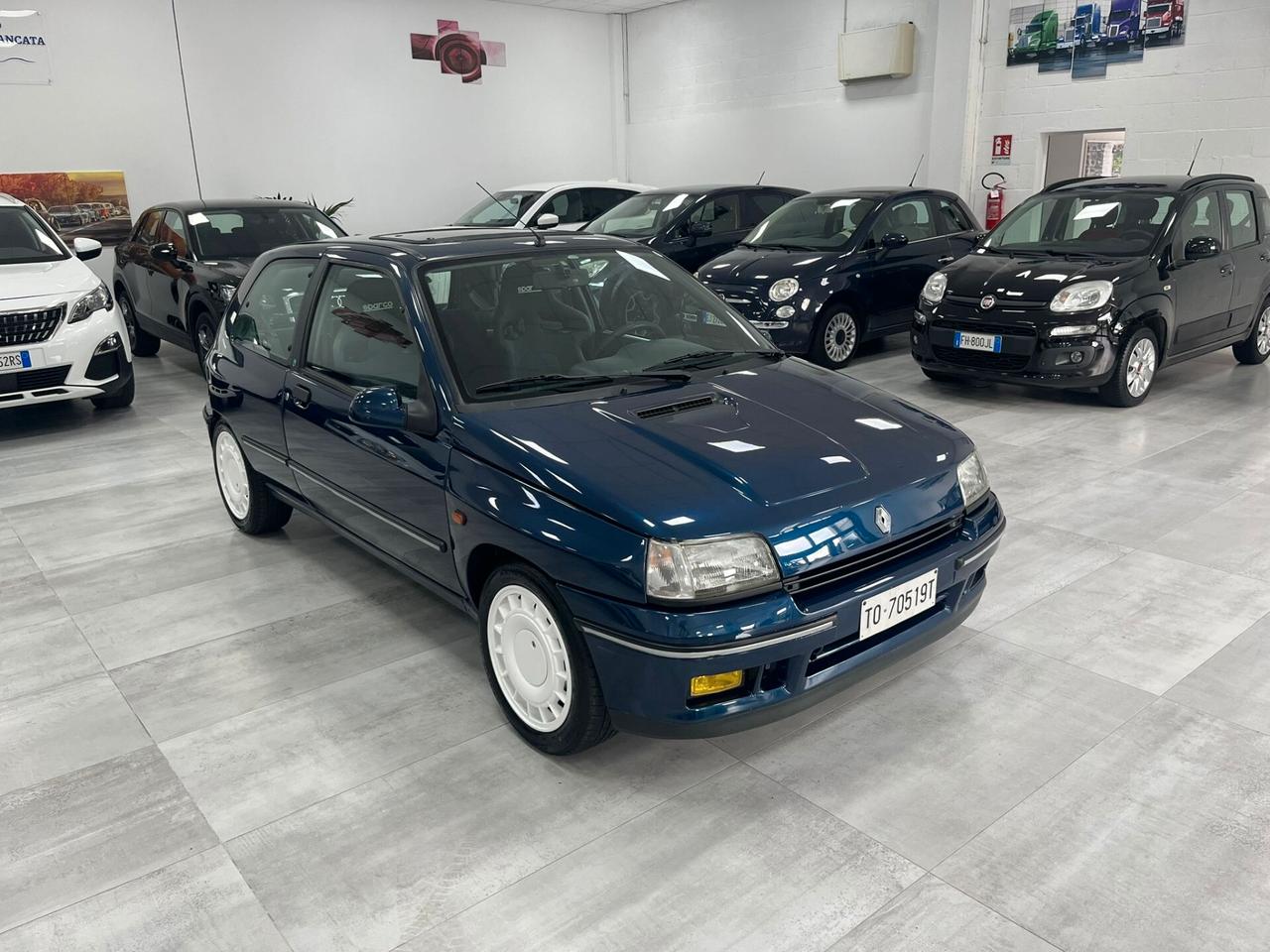 Renault Clio 3p 1.8 16v cat.