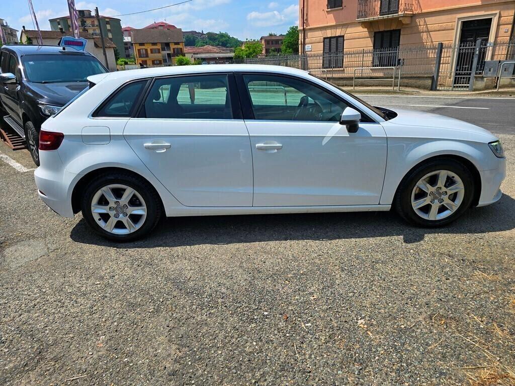 Audi A3 SPORTBACK 35 2.0 TDI 150CV S TRONIC Design