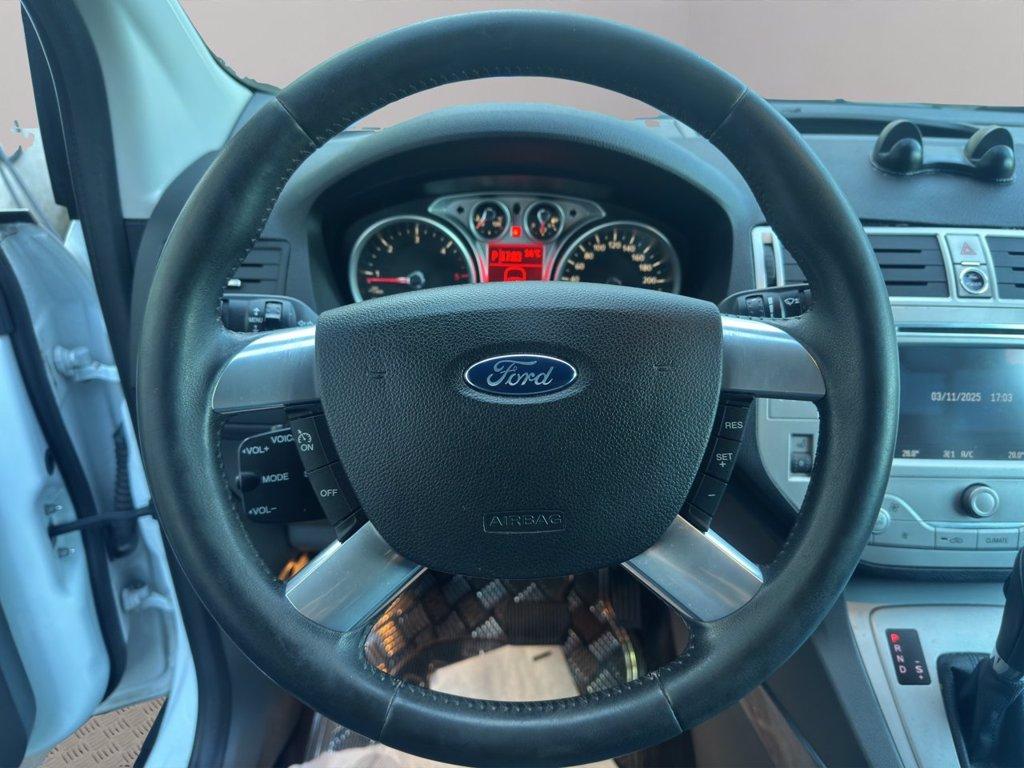 FORD Kuga 2.0 tdci Titanium 4wd 136cv dpf del 2011