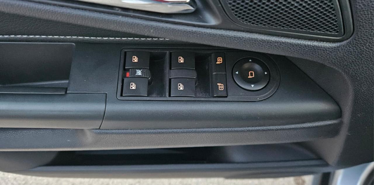 Opel Zafira 7 posti 1.9 CDTI 120CV Cosmo