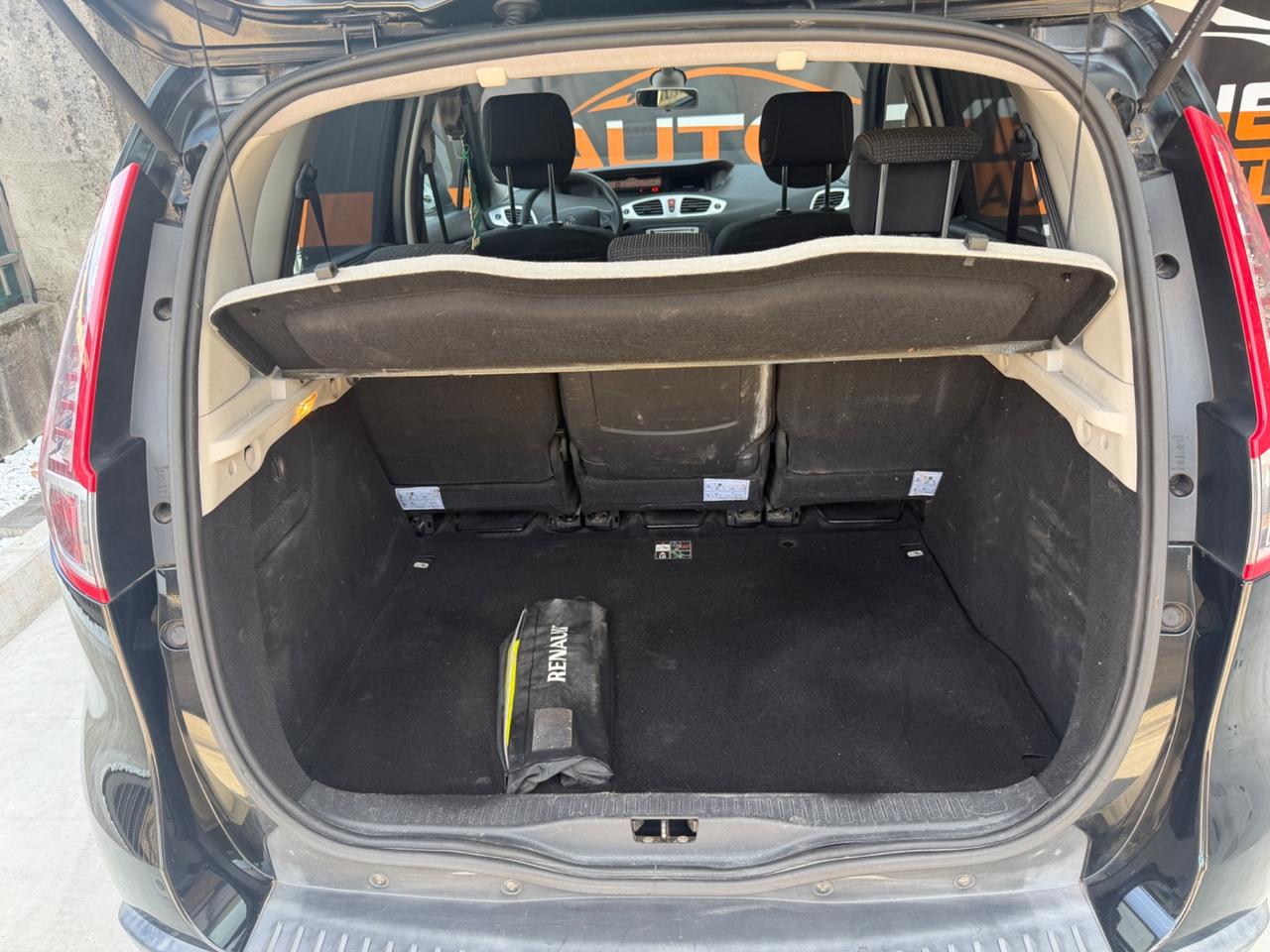 RENAULT SCENIC 1.5 DCI EURO5A FAMIGLIARE