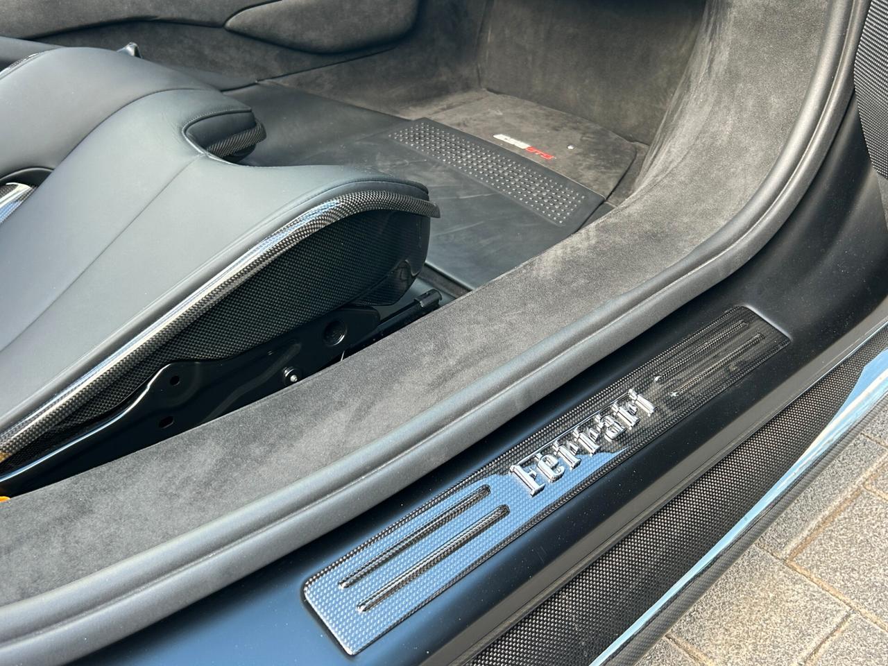 Ferrari 296 GTS Km 0