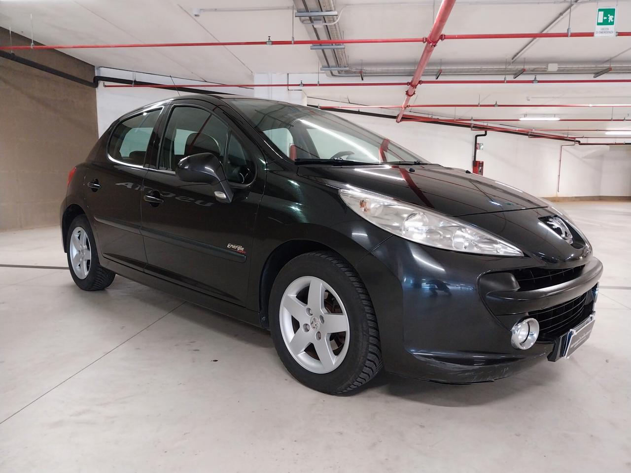 Peugeot 207 1.4 HDi 70CV 5p. Energie Sport - ok neopatentati
