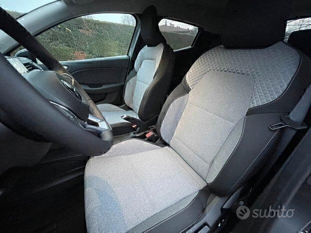 Mitsubishi Colt Inform 67 CV neopatentati