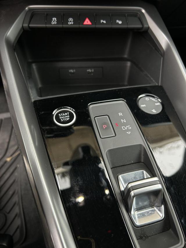 AUDI A3 SPB 30 g-tron S tronic