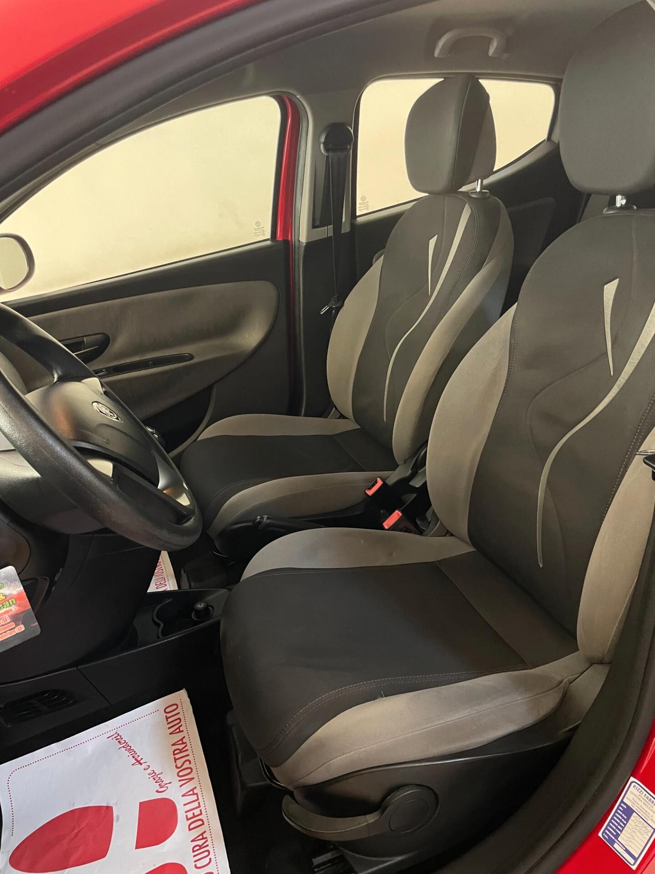 Lancia Y Ypsilon 0.9 85 CV Metano Ecochic Gold Twinair Neopatentati