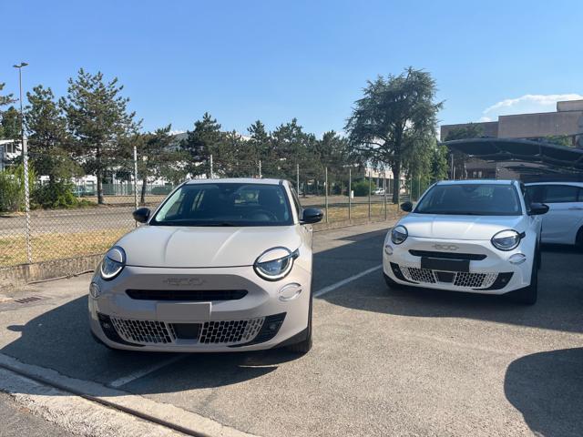 FIAT 600 Hybrid 110 CV DCT MHEV Business Come Nuova!