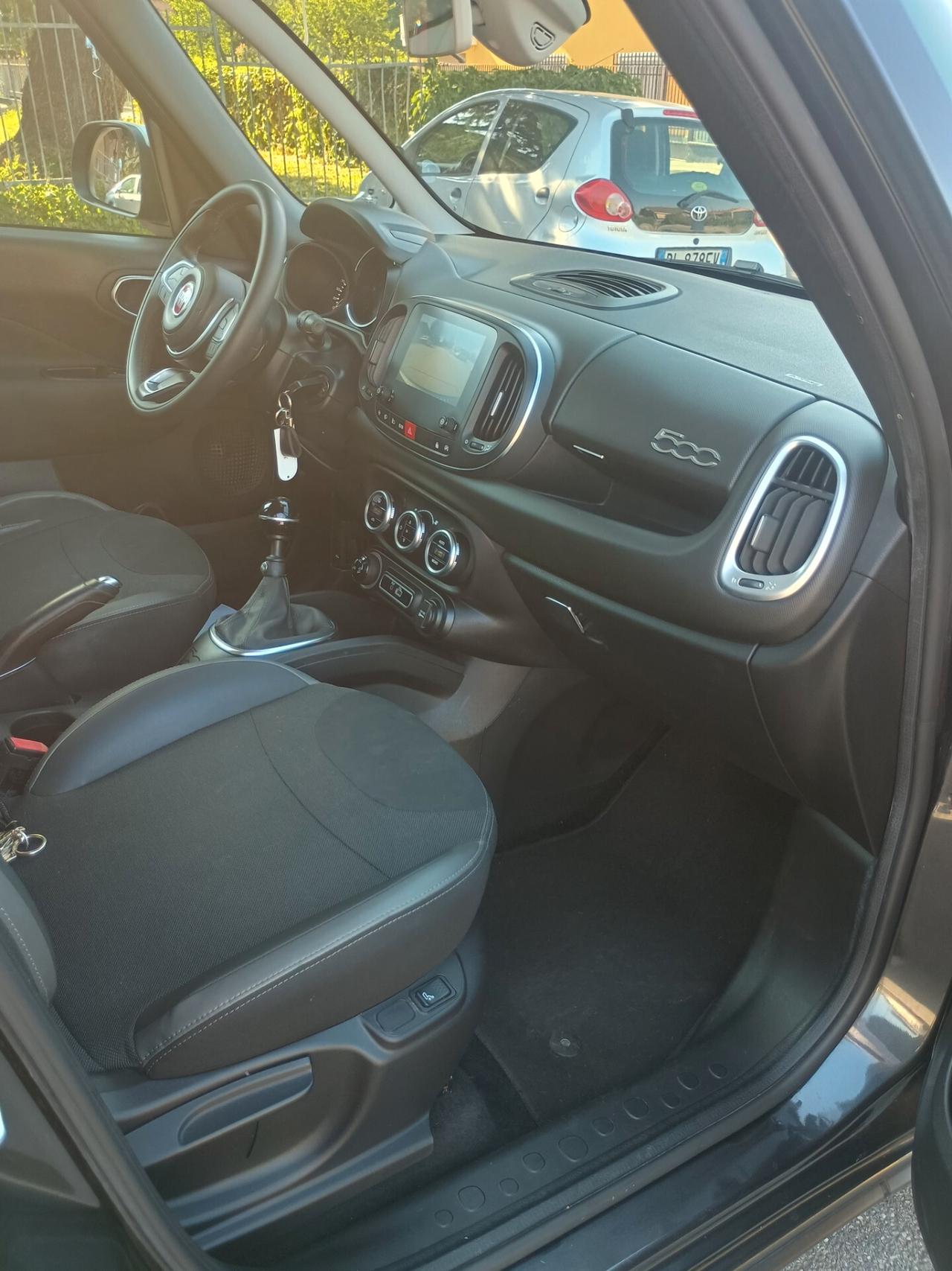 Fiat 500L 1.6 Multijet 120 CV Mirror