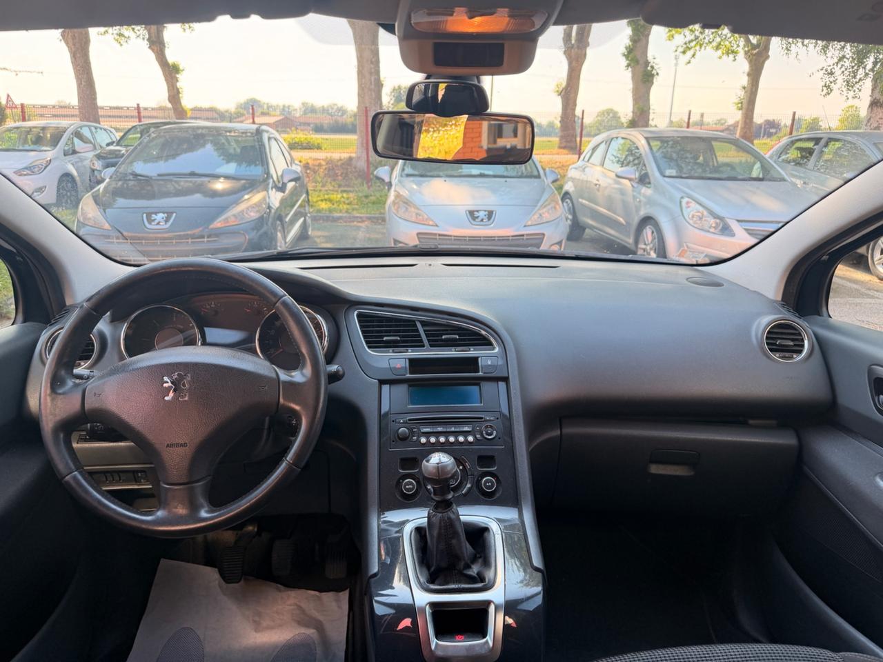 Peugeot 5008 1.6 HDi 112CV Family 7 posti