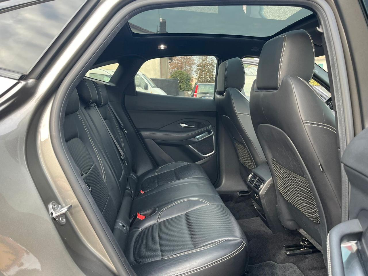 Jaguar E-Pace 2.0D 150 CV AWD R-Dynamic