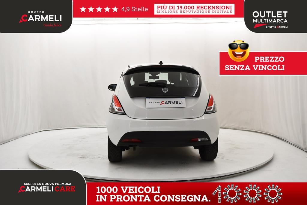 Lancia Ypsilon 1.0 FireFly Hybrid Oro