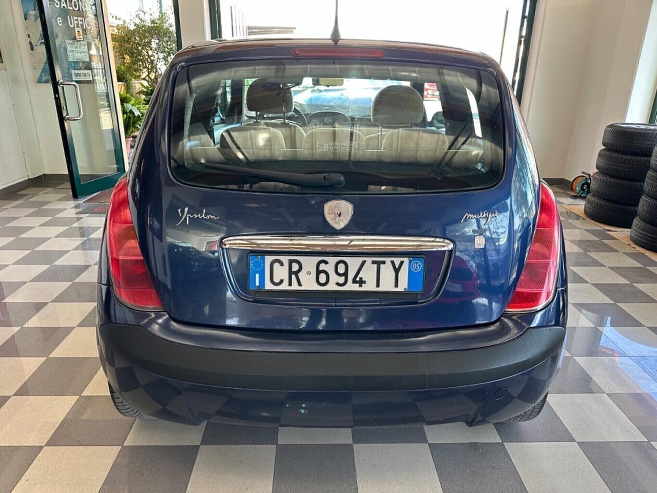 Lancia Ypsilon 1.3 Multijet Neopatentati