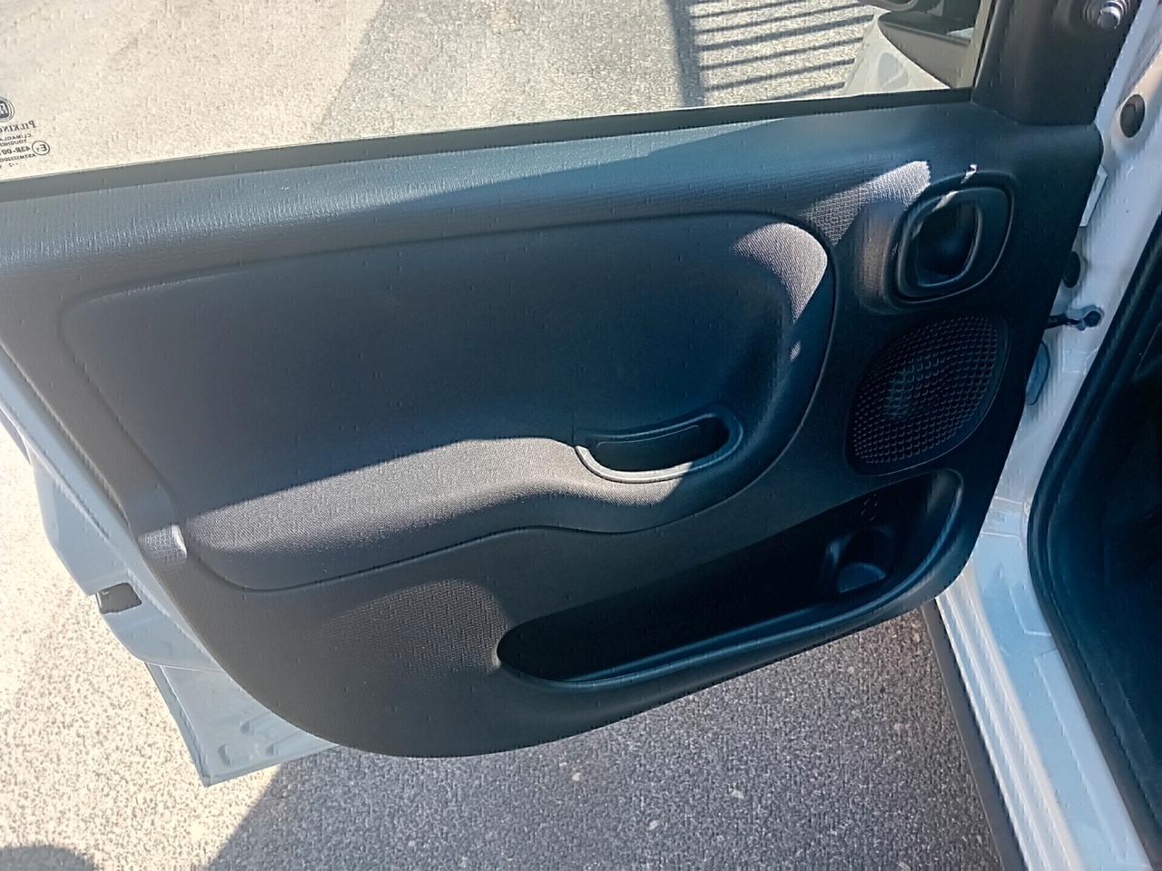 Fiat Panda 1.0 FireFly S&S Hybrid Red