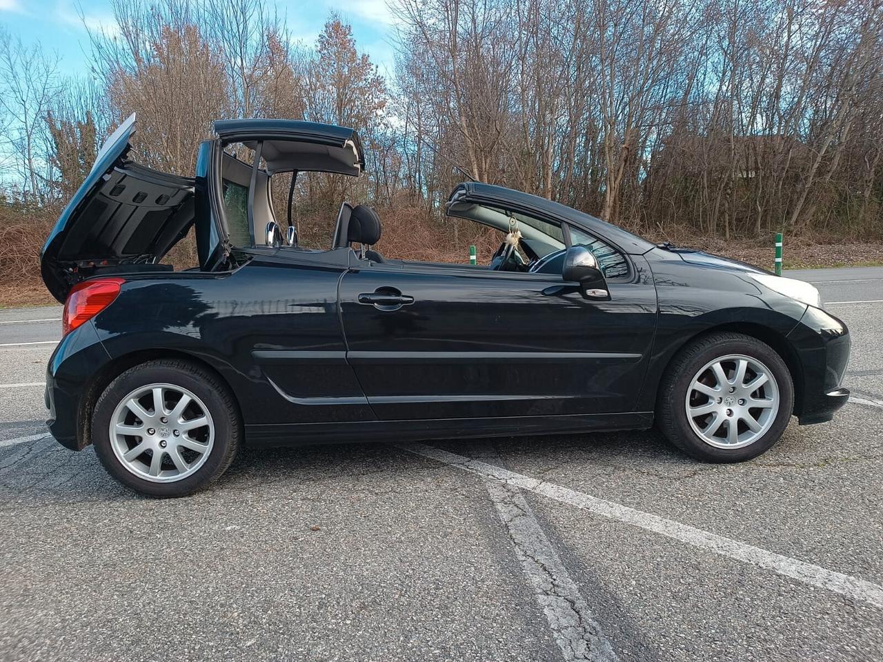 Peugeot 207 CC CambioAut.61900Km