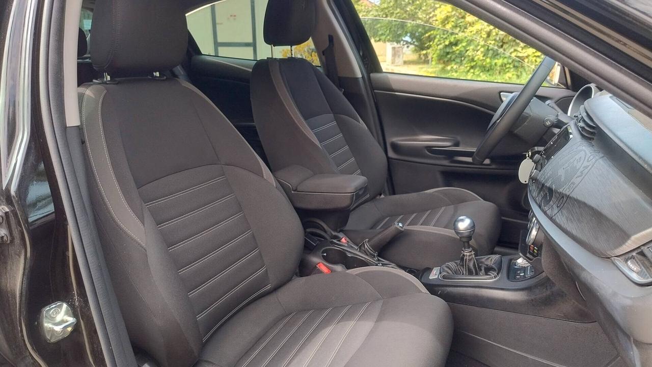 Alfa Romeo Giulietta 1.6 JTDm 120 CV