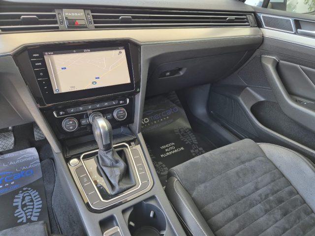 VOLKSWAGEN Passat Variant 2.0 TDI SCR EVO DSG Executive
