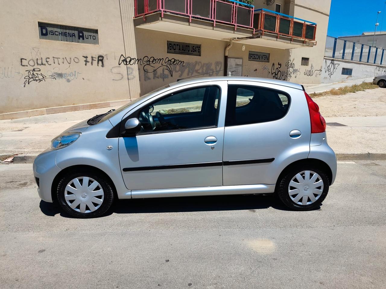 Peugeot 107 1.0 BENZINA 68CV 5p.