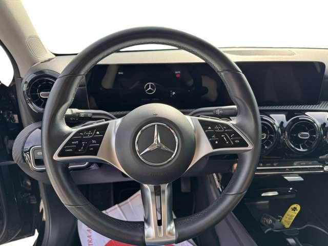 Mercedes-Benz A 180 A 180 d Premium auto