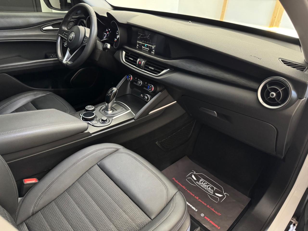 Alfa Romeo Stelvio 2.2 Turbodiesel 180 CV AT8 Q4