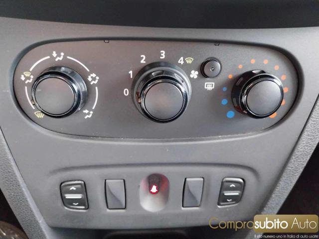 DACIA Sandero 0.9 TCe 12V T-GPL 90 Start&Stop SS Lauréate Family