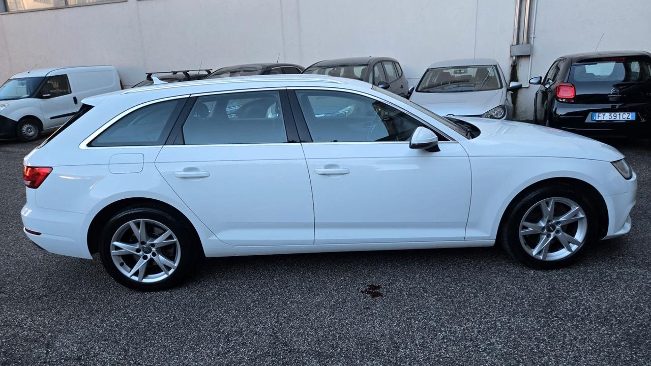 Audi A4 Avant 2.0 TDI 122 CV S tronic Business Sport