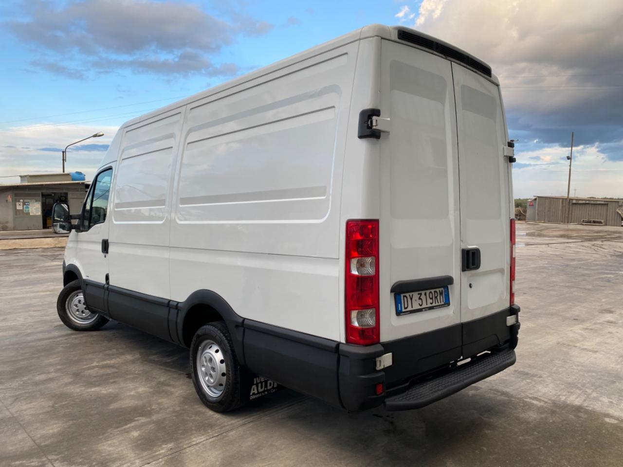 Iveco Daily 35/S/10, TETTO ALTO, PASSO LUNGO, GEMELLATO,Unico propietario