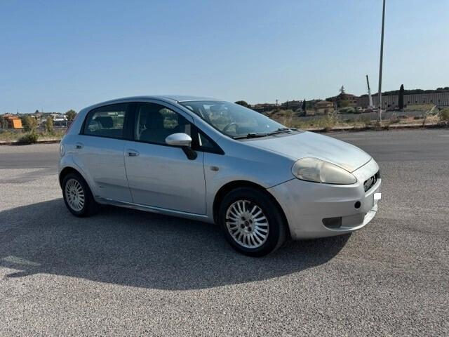 Fiat Grande Punto 1.3 MJT 75 CV 5 porte Dynamic