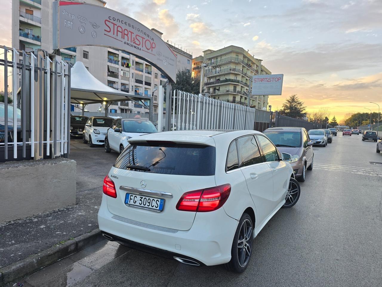 Mercedes-benz B 200 B 200 d Automatic Premium amg