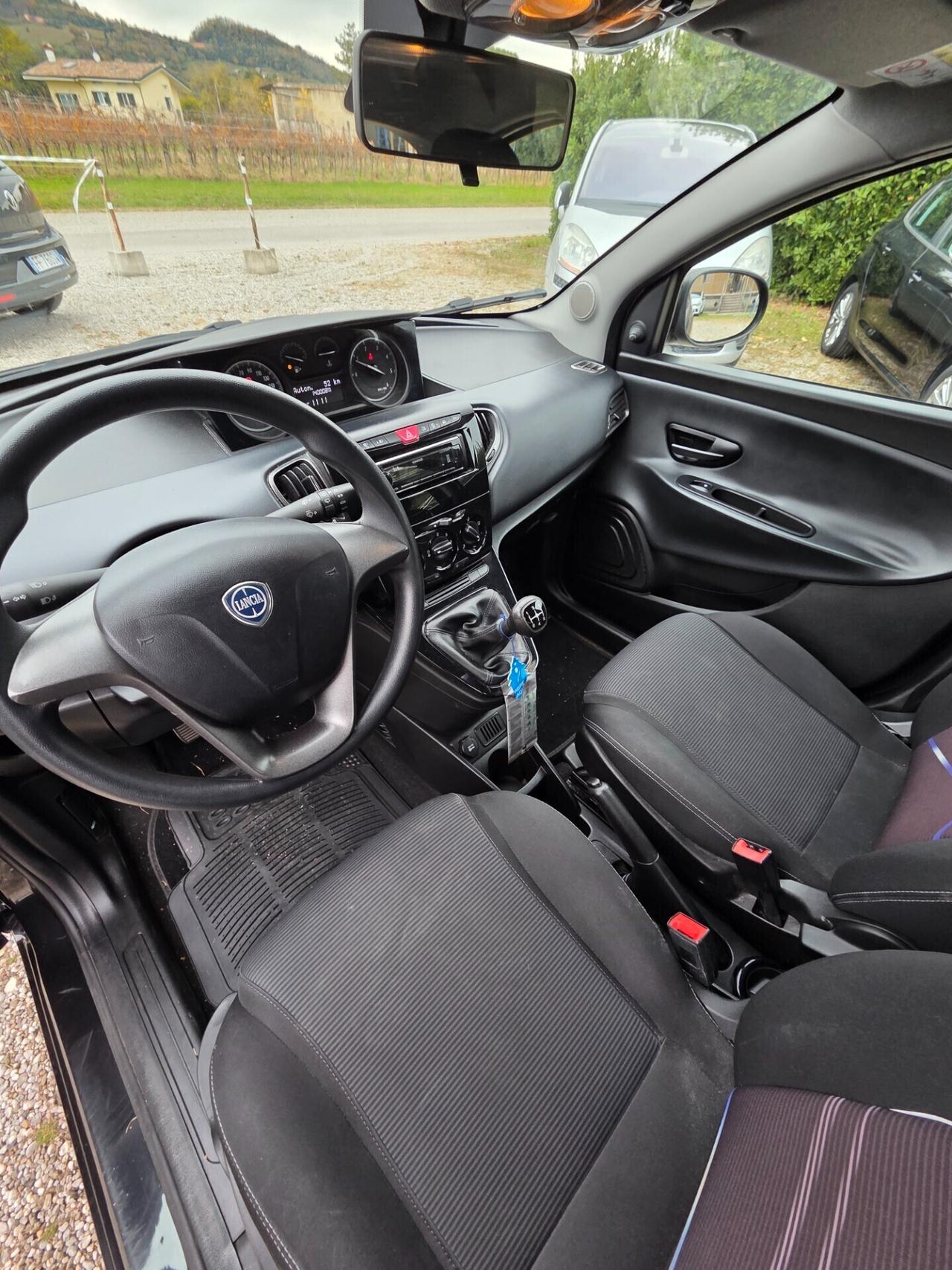 Lancia Ypsilon 1.3 MJT 95 CV Finanziabile