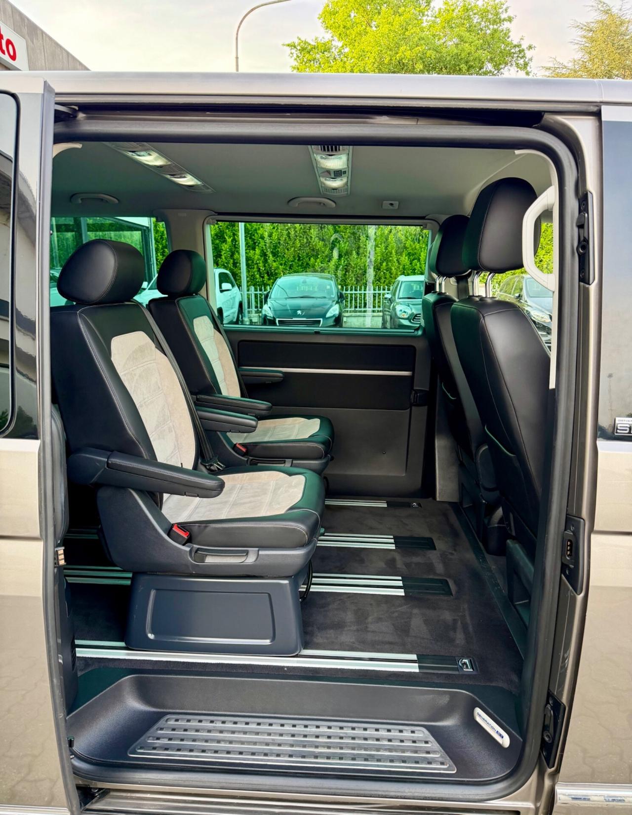 Volkswagen Transporter 2.0 GENERATION SIX FULL OPTIONAL