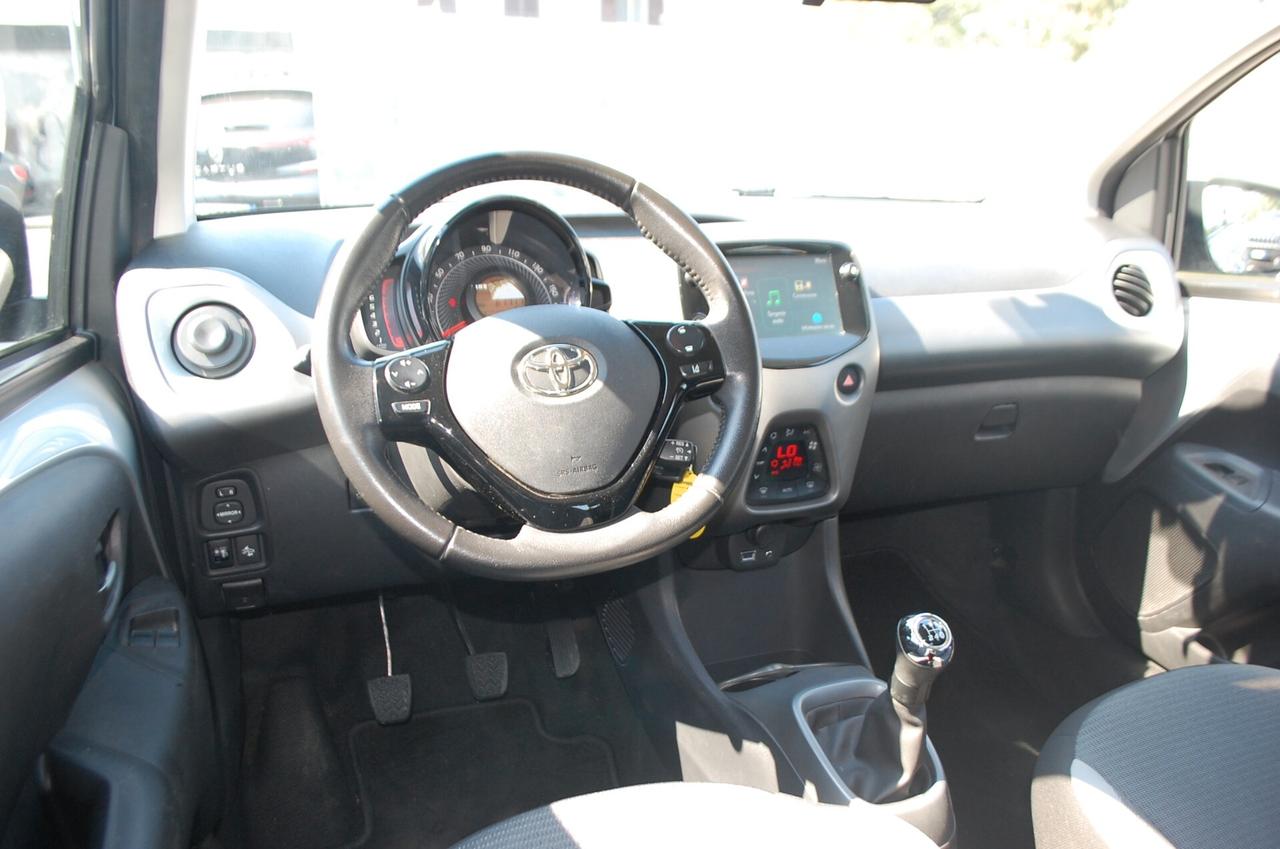 Toyota Aygo 1.0 Connect X-Play 72CV Uff Italy Led USB Bluetoot