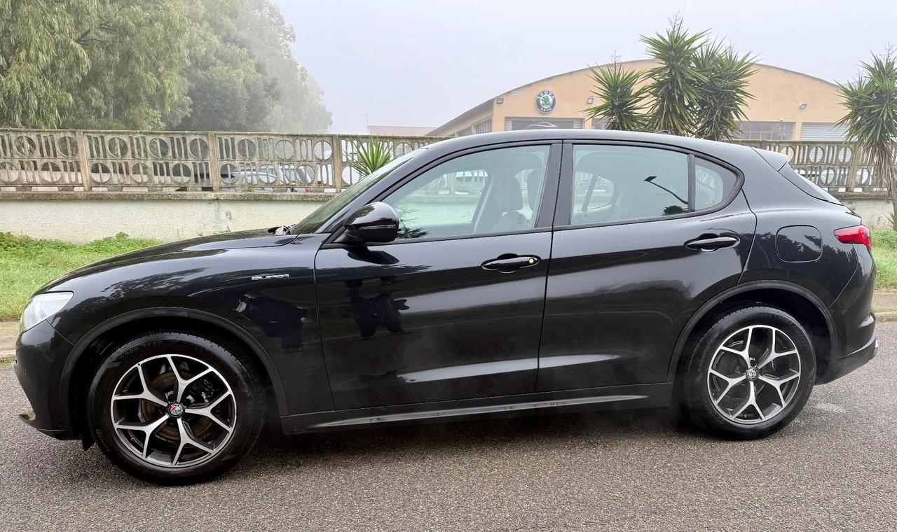 Alfa Romeo Stelvio 2.2 Turbodiesel 190 CV AT8 RWD Executive