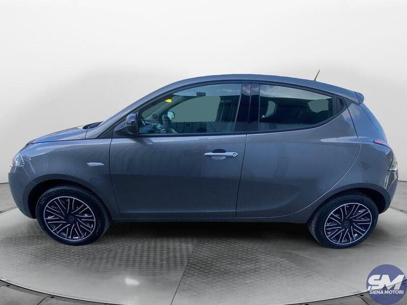 Lancia Ypsilon 1.0 FireFly 5 porte S&S Hybryd Gold