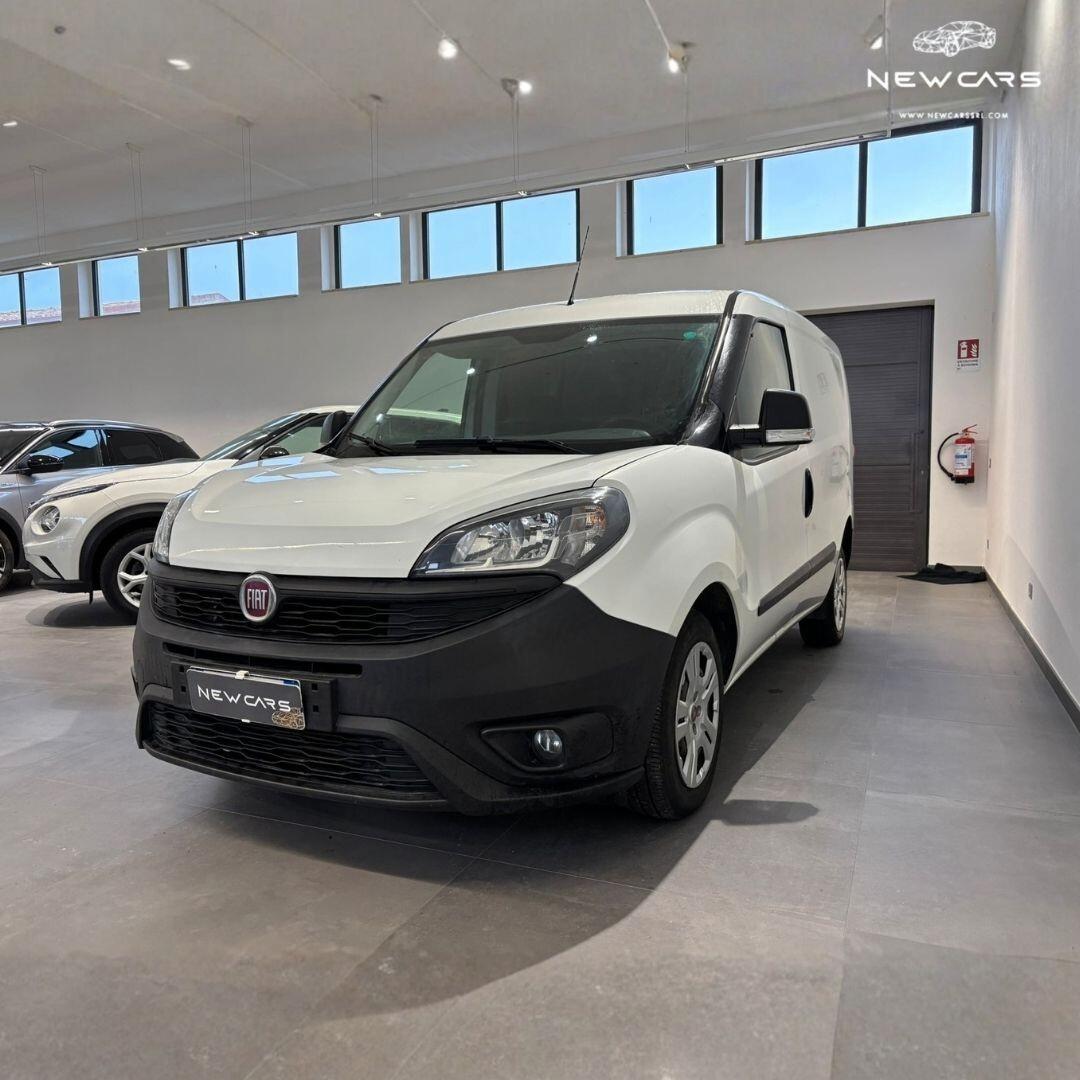 Fiat Doblo' Cargo Lounge 1.6 MJT 3 Posti