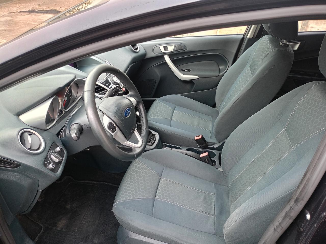 Ford Fiesta 1.6 TDCi 95CV 5p. Titanium