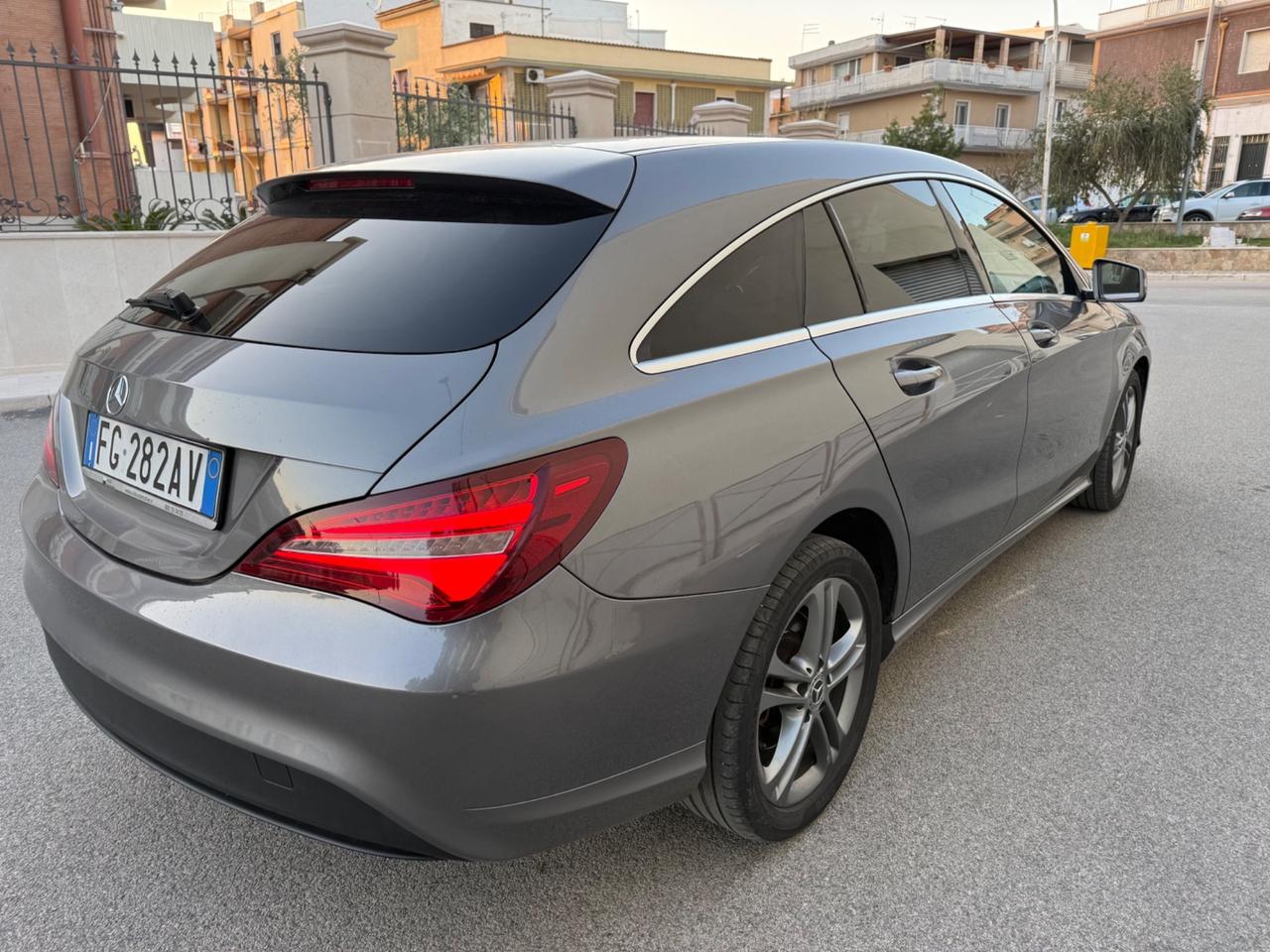 Mercedes-benz CLA 180 d Premium UNICO PROPRIETARIO