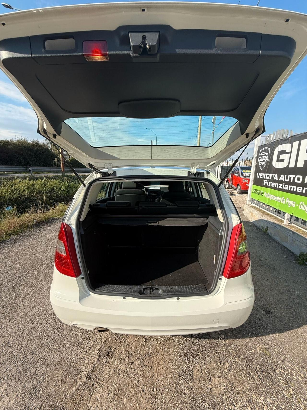 Mercedes-benz A 160 BlueEFFICIENCY Elegance