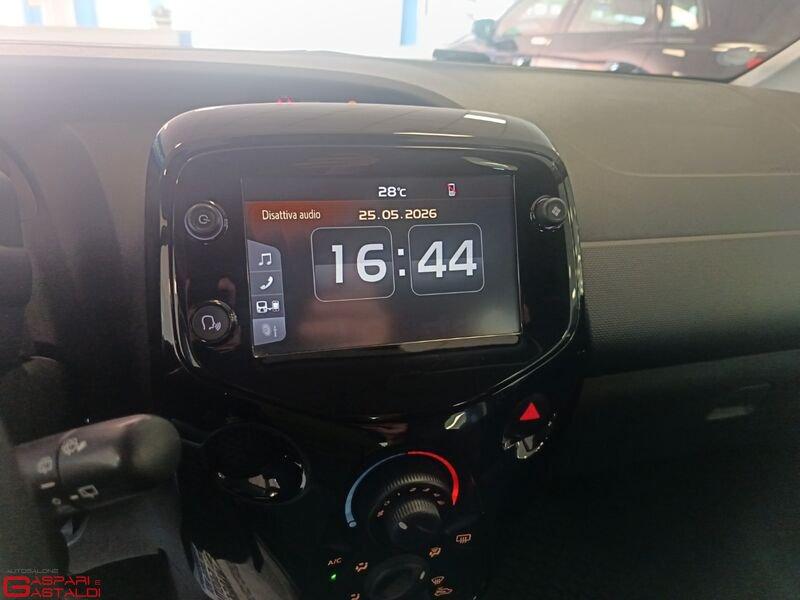 Citroën C1 1.0 VTi72 Shine