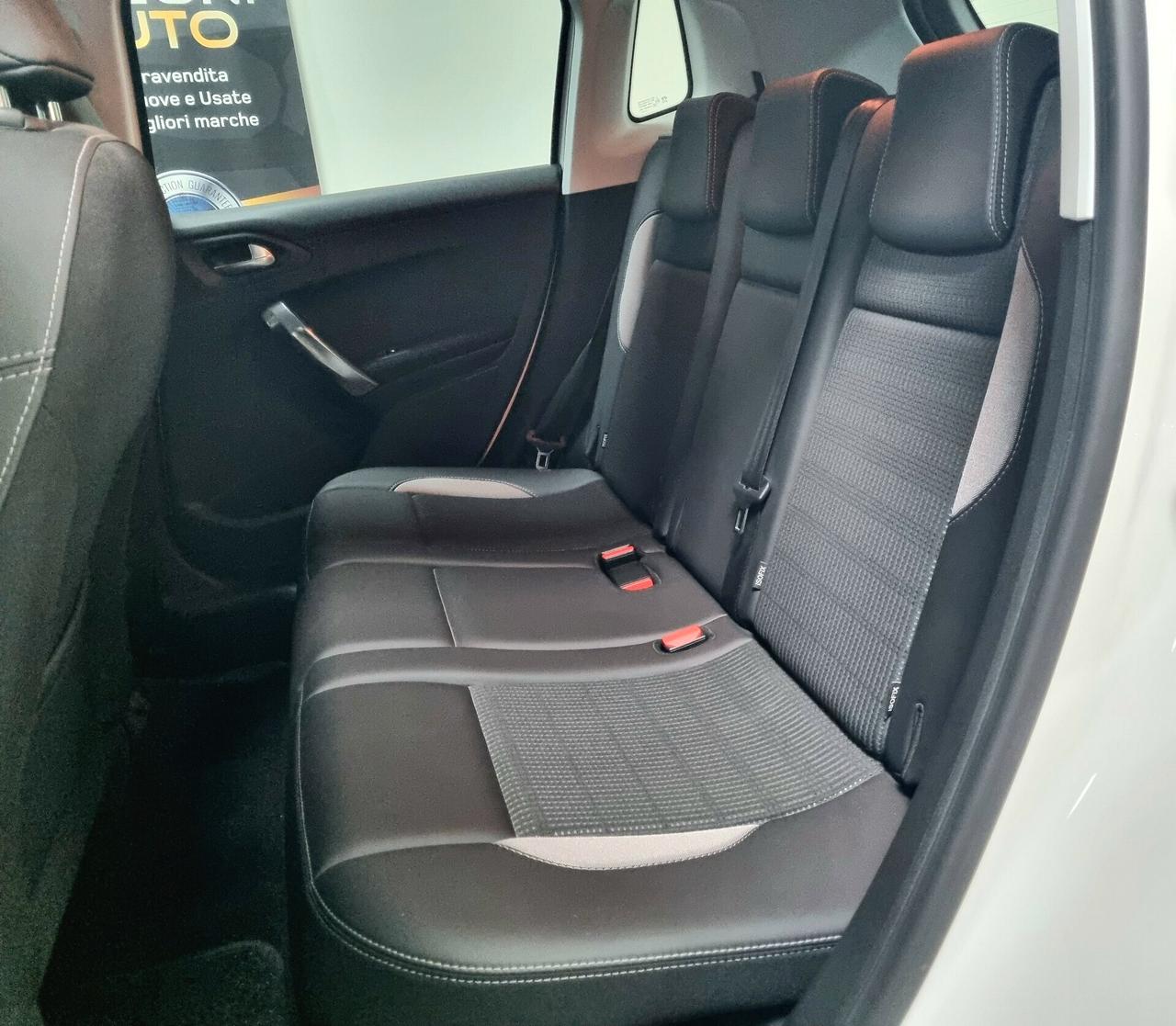 PEUGEOT 2008 1.6 BlueHDi 120CV ALLURE NEOPATENTATI