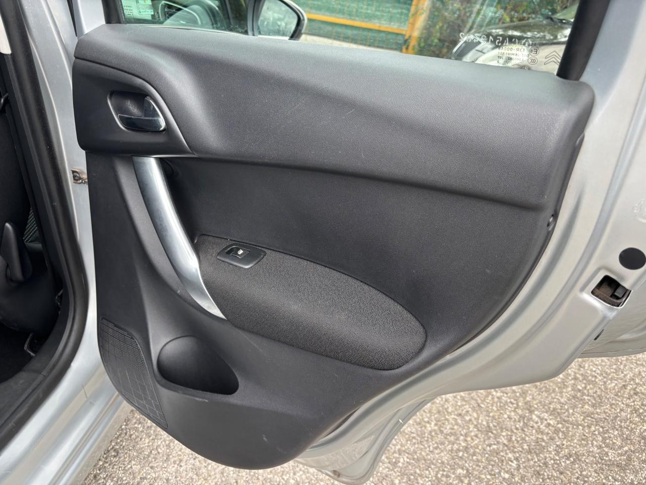 Citroen C3 1.4 HDi 70 Exclusive ok neopatentati