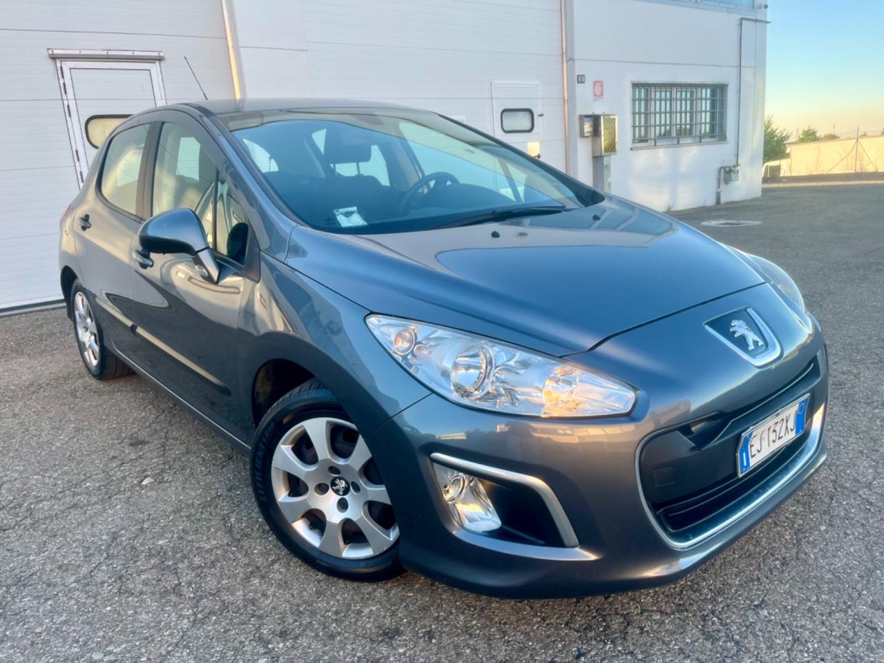 Peugeot 308 1.6hdi 2012 152.000km perfetta per neopatentati