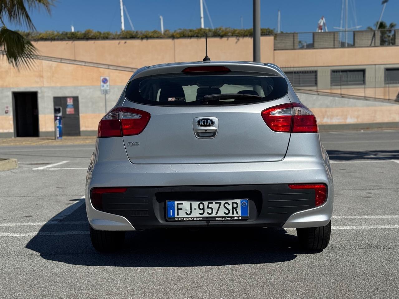 KIA RIO 1.2 BENZINA NEO PATENTATI 2017 1 PRO 12 MESI DI GARANZIA
