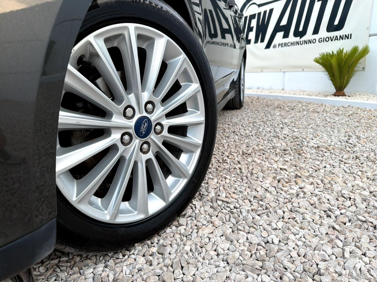 Ford C-Max Titanium