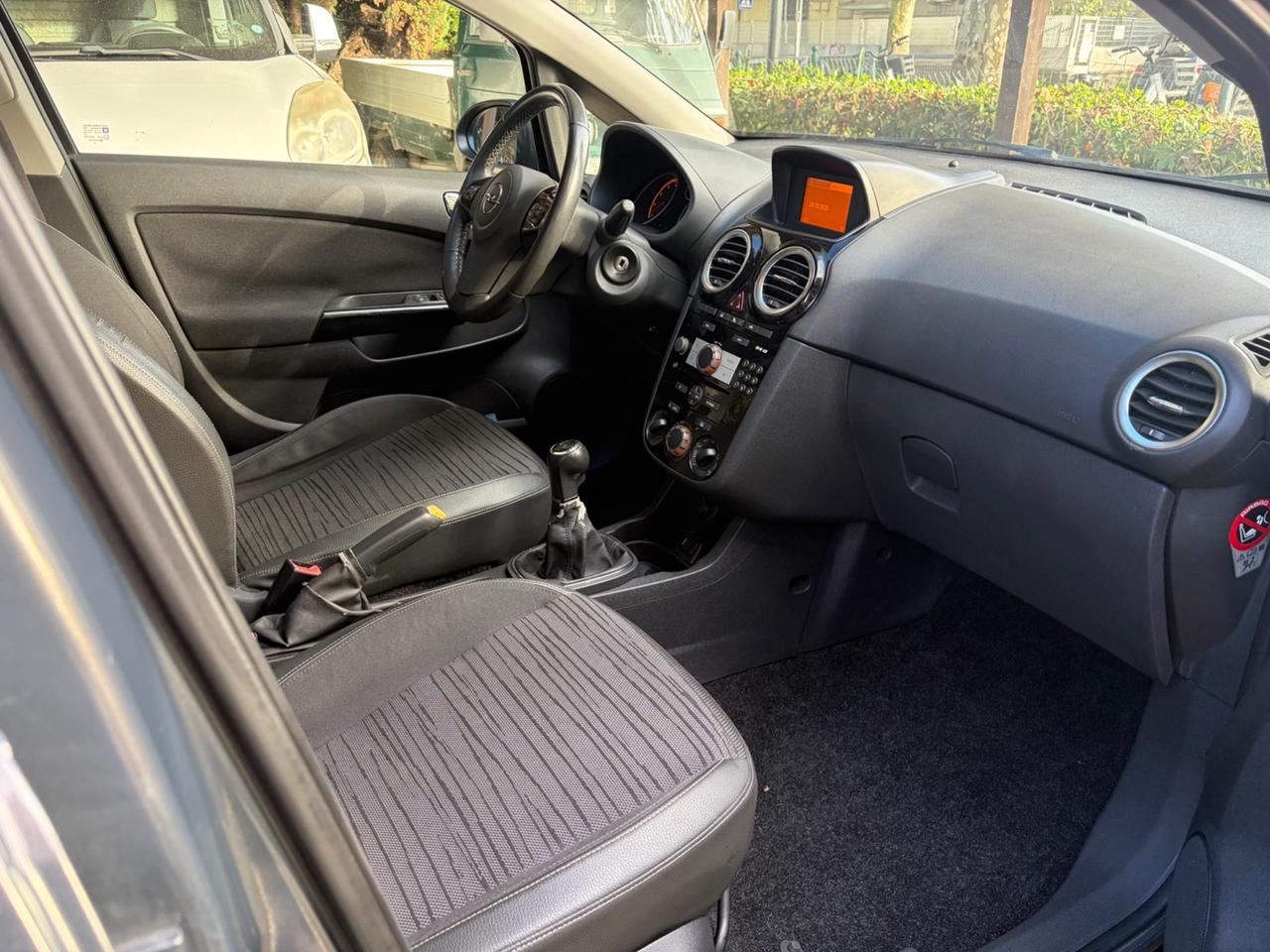 Opel Corsa 1.2 85CV 5 porte GPL-TECH Edition NEOPATENTATI